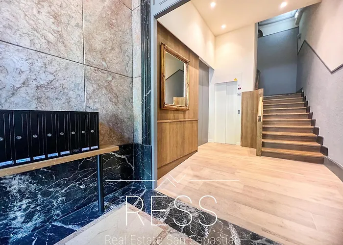 Ideal 2 En El Centro De Апартаменты Сан-Себастьян